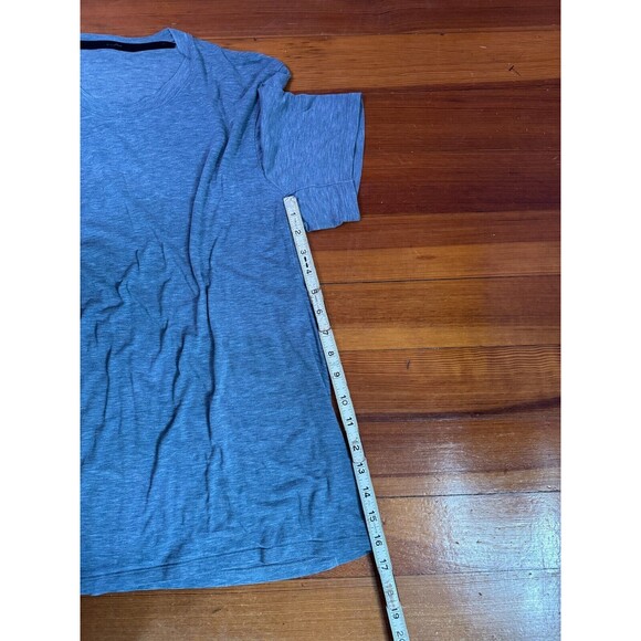 Lululemon The Fundamental Shirt Heather Blue Tee Men's Medium - Breathable Gym - Picture 8 of 8